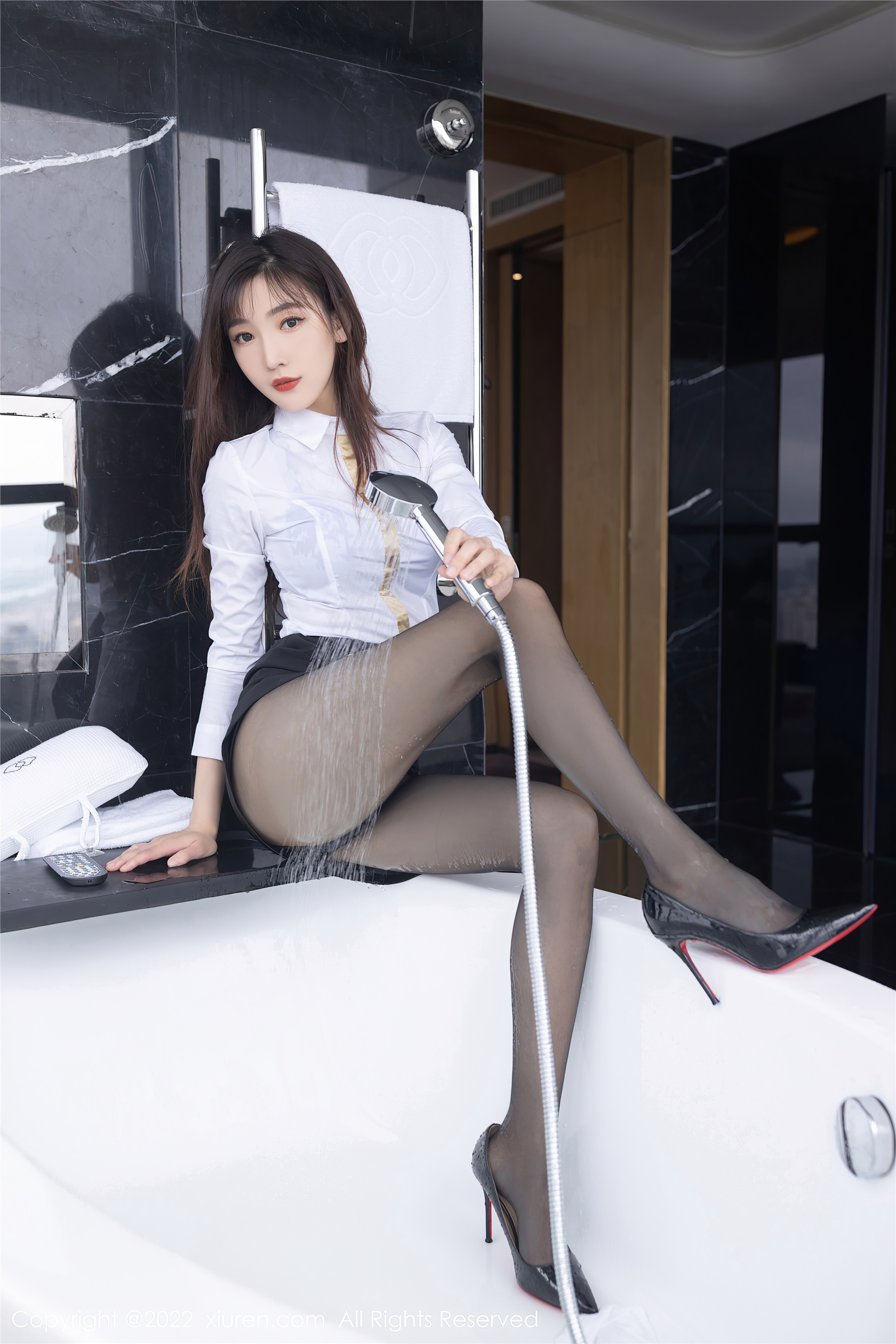 Xiuren秀人网 2022.06.23 NO.5183 陆萱萱